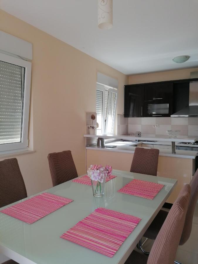 Salona Croatia Apartment Bagian luar foto