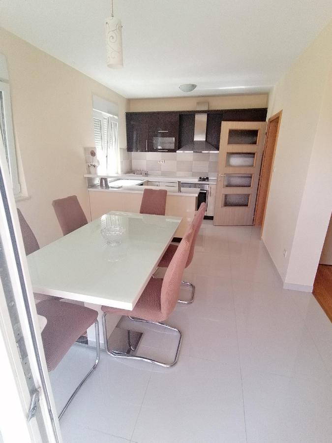 Salona Croatia Apartment Bagian luar foto